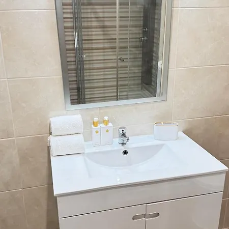 Apartment Tenis, Golf E Mar *